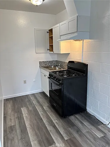 1226 Canal St Photo 1