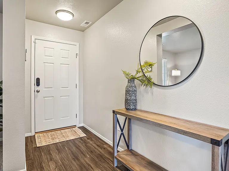 17589 Mountain Springs Ave — Photo 5