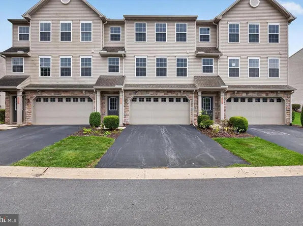 6102 Galleon Dr, Mechanicsburg, PA 17050