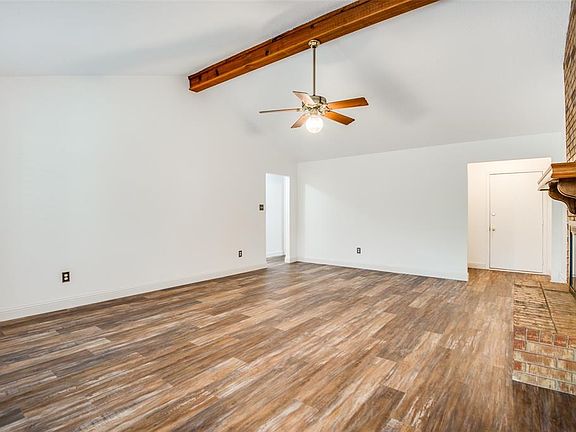 5th image of 2113 Lea Meadow Cir