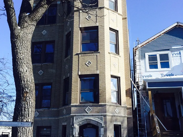 3057 N Troy St #3 — Photo 1