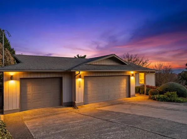 4705 Surrey Ln, Yakima, WA 98908