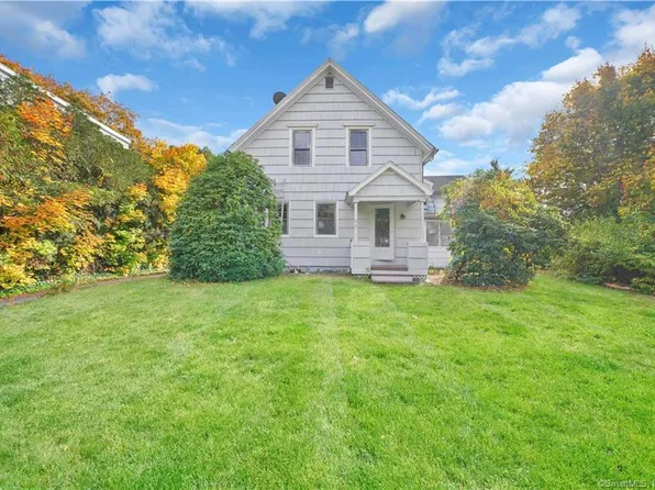 37 Roosevelt Avenue, Norwich, CT 06360