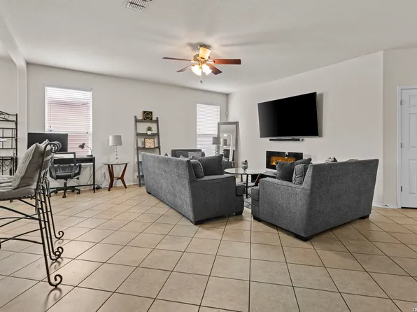 8019 Vega Horizon, San Antonio, TX 78252