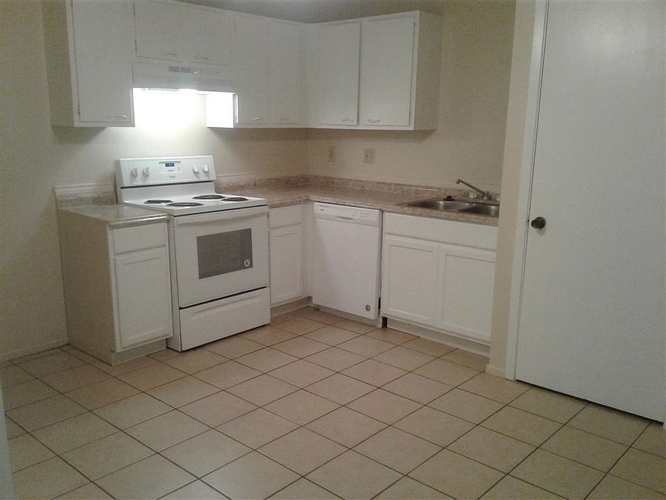 1st image of 8355 Leawood Blvd #8355