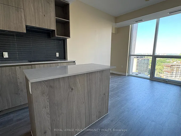 1 Yorkville Ave #1509 — Photo 11