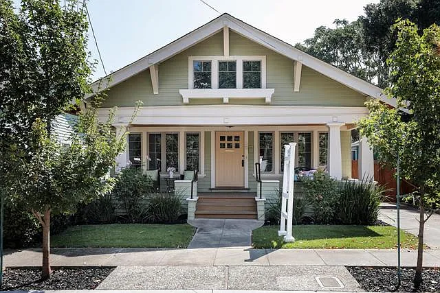 50 N Willard Ave