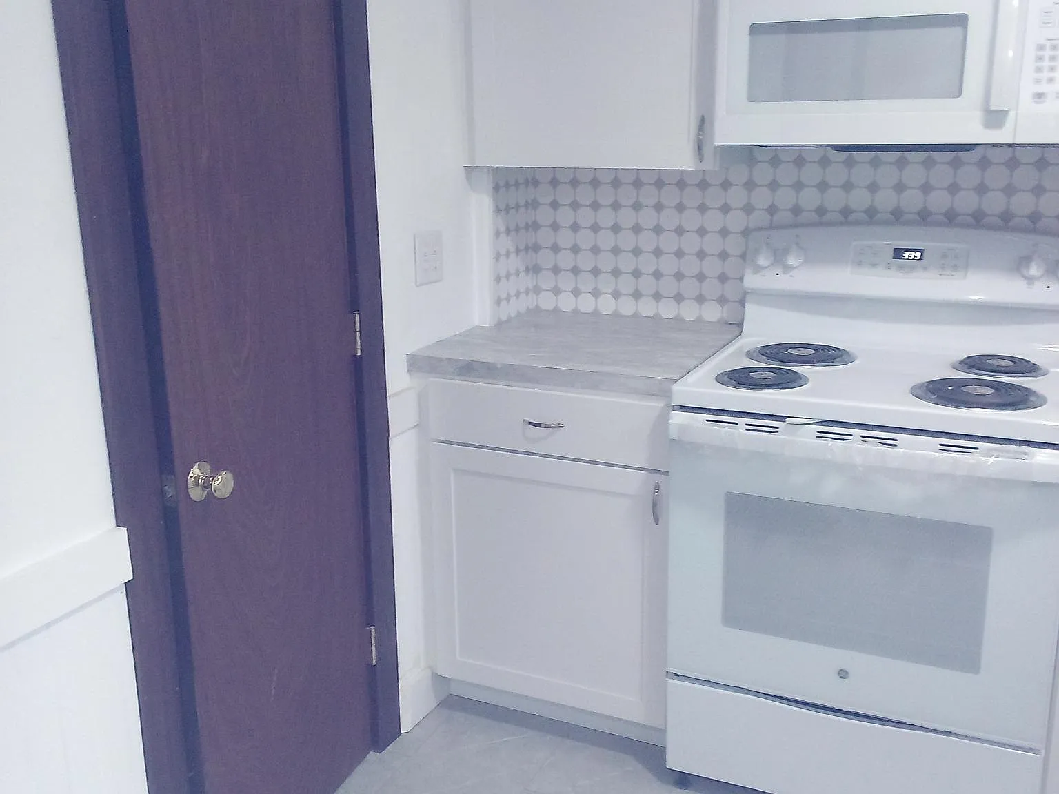 43 Saratoga Way — Photo 3