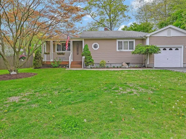 26 George Street, Port Jefferson Station, NY 11776