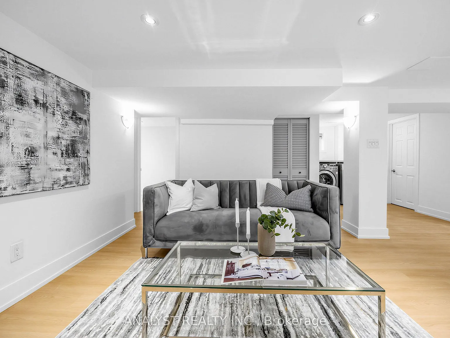 2 bed, $2,350 — Photo 3