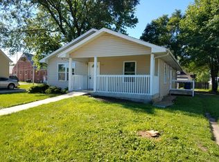409 E Church St, Champaign, IL