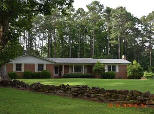 700 10th St, Blackstone, VA 23824