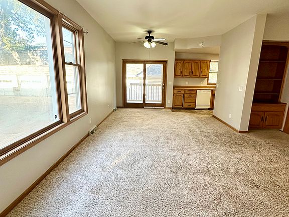 4th image of 216 N 32nd Ave APT 1