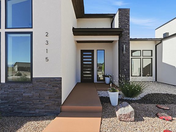 2nd image of 2315 Stone Creek Ct