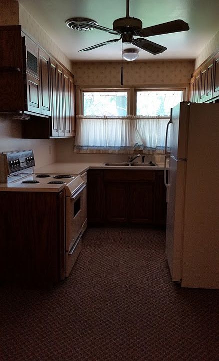 2nd image of 5301 Wilshire Blvd