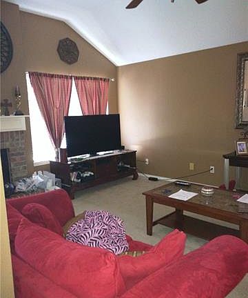 5th image of 8113 Lake Bend Dr
