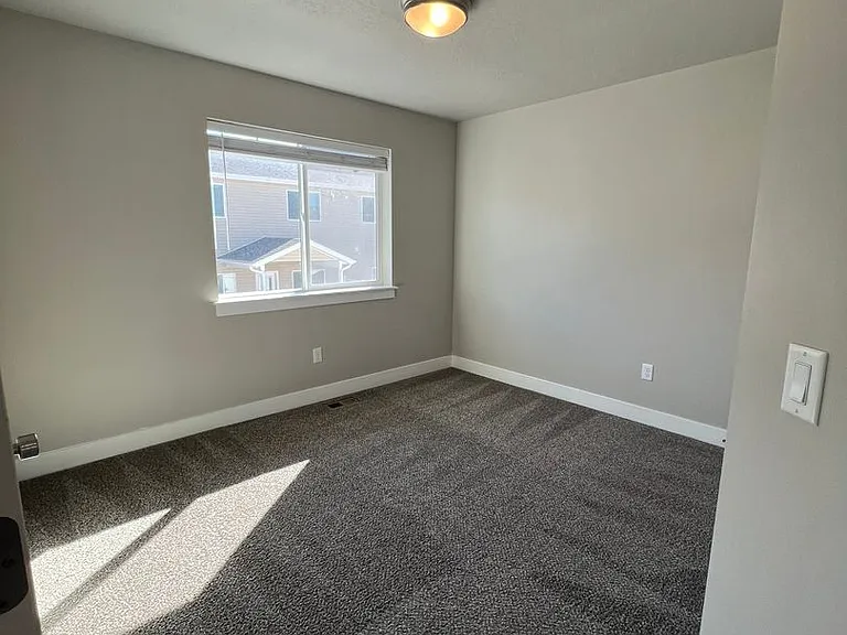3064 N 175 E — Photo 8