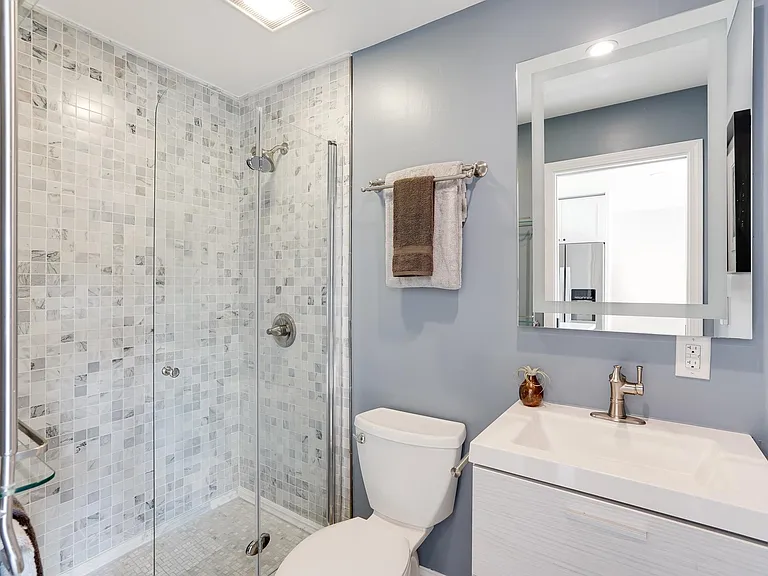 703 Dartmouth St — Photo 19