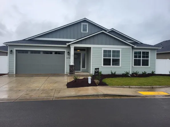 3778 Nicholas Way, White City, OR 97503