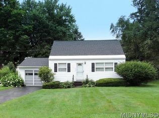 712 Deerfield Dr E, Utica, NY 13502