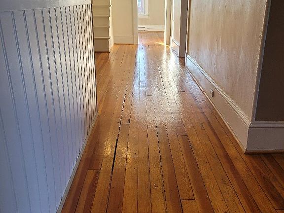 The main foyer of the apartment leads to the office at the end!