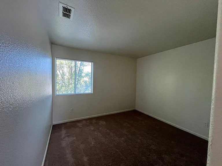 2821 Babson Dr — Photo 13