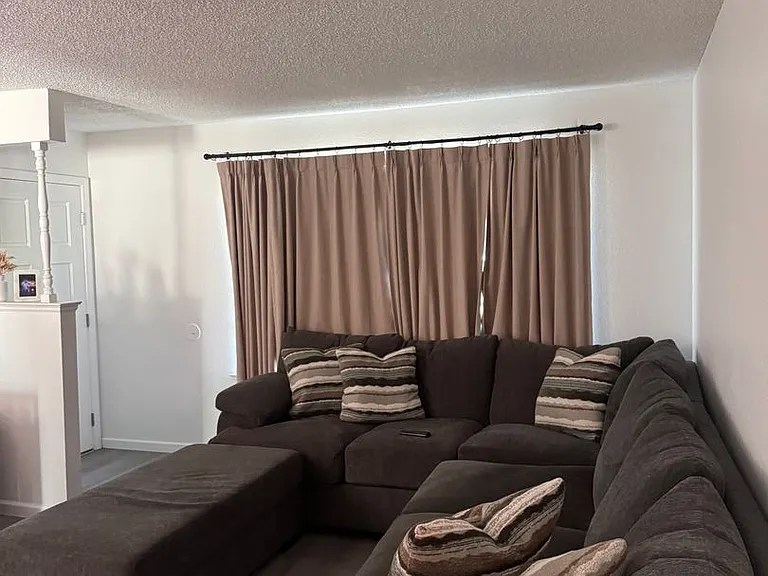 1020 E Brown Ave — Photo 6