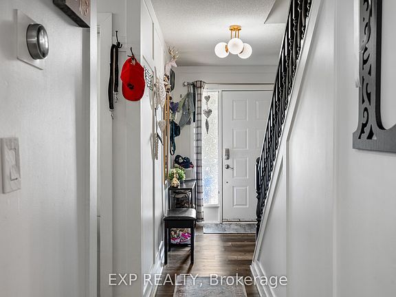 5th image of 939 Daytona Dr