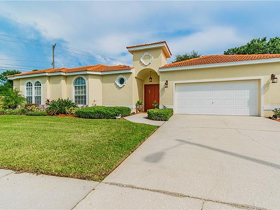 3rd image of 10911 Lynn Lake Cir