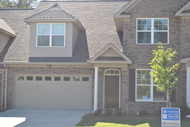 1st image of 348 Norfolk Drive