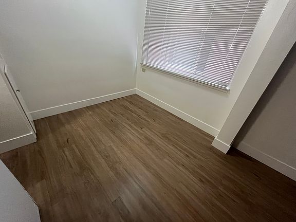 5th image of 1616 N St #105