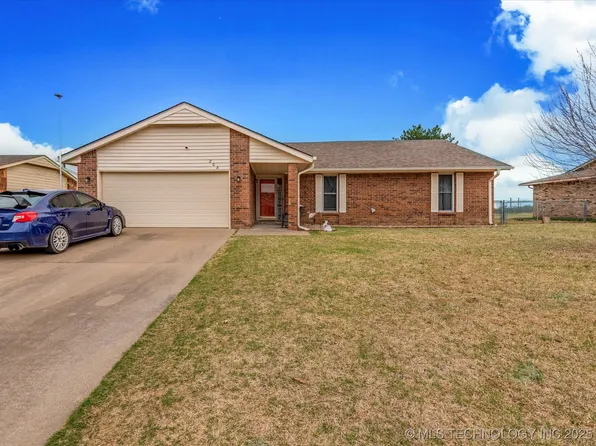 208 Martin Ln, Dewey, OK 74029