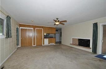 3rd image of 3501 NW Oakcrest Dr