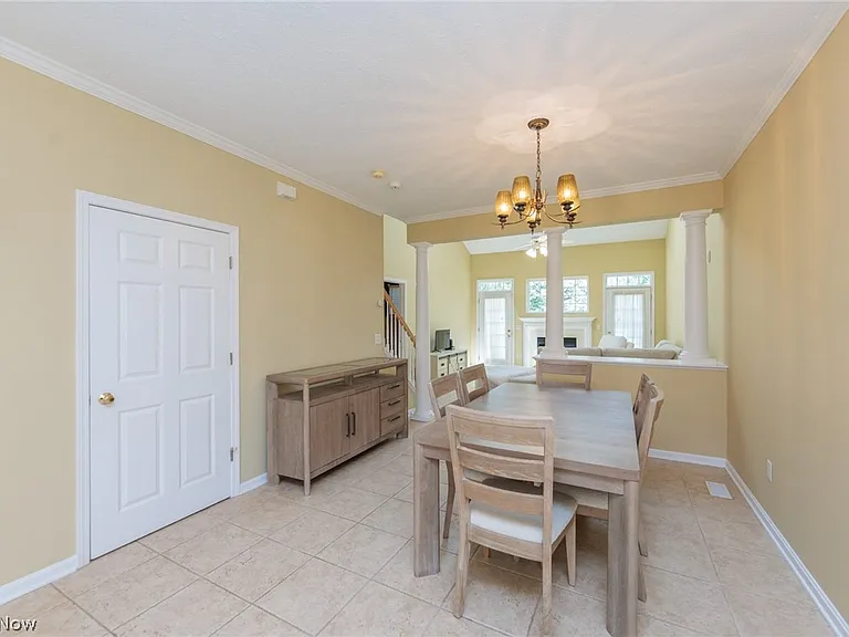 2601 Wyndgate Ct — Photo 14
