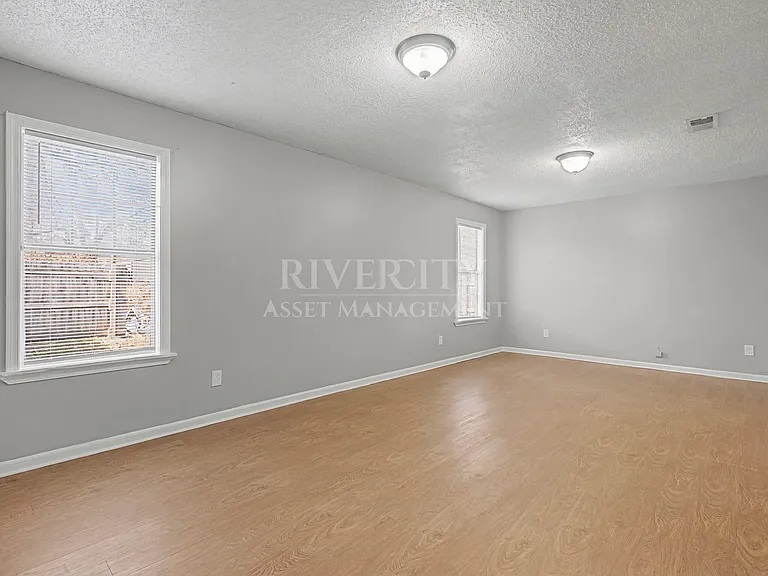4064 Chippewa Rd — Photo 17