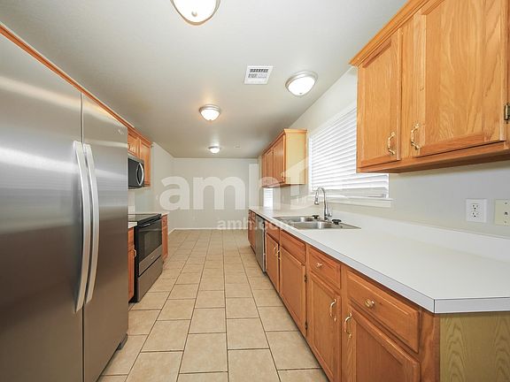 4th image of 1301 NW 176th St