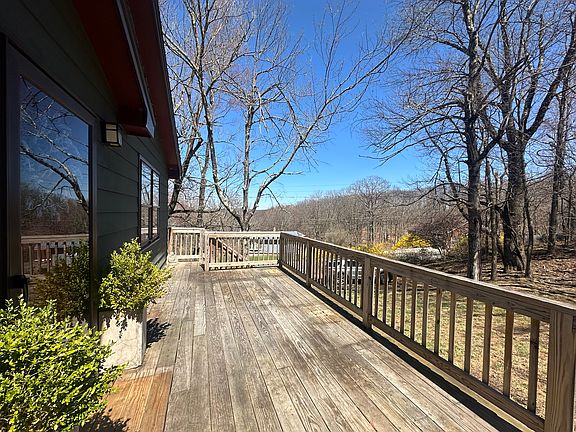 2nd image of 378 Fitzsimmons Rd