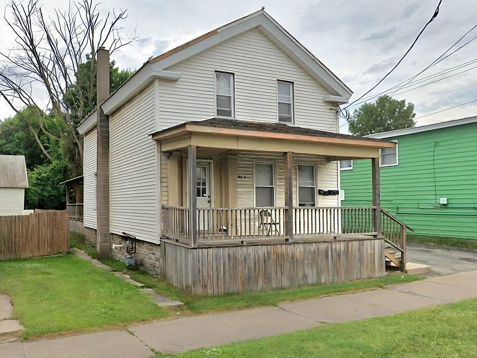 1st image of 907 Ford St