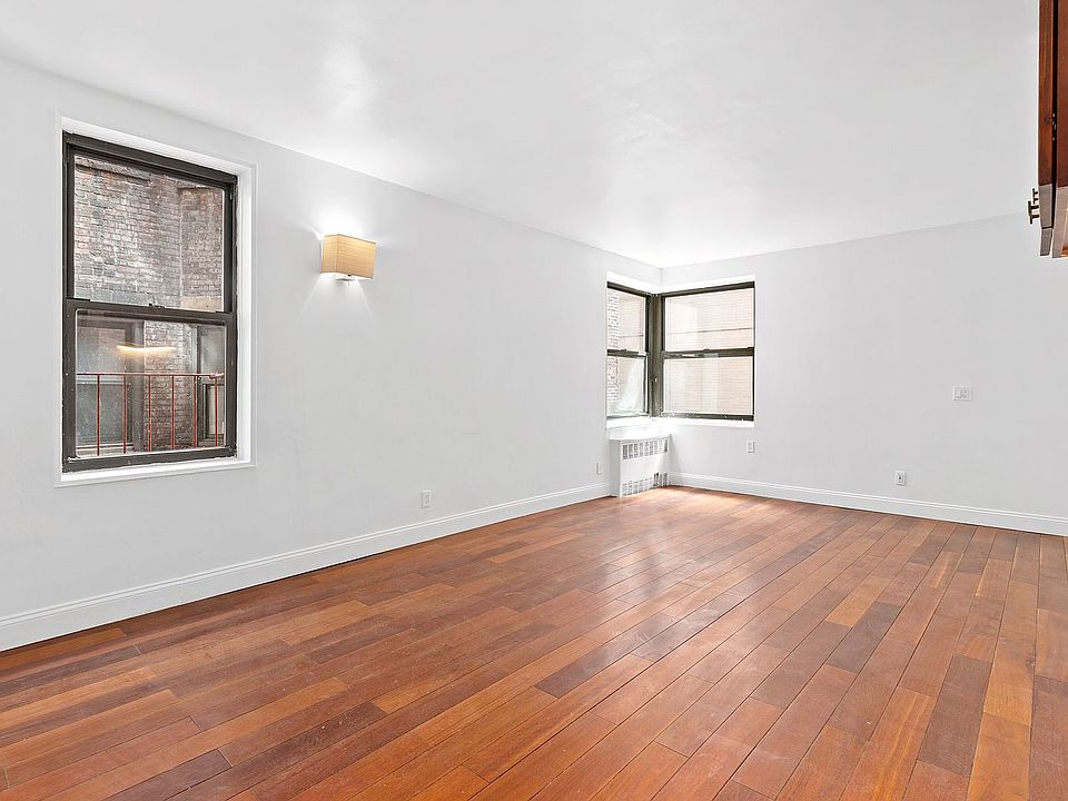 1st image of 1420 York Ave APT 4E