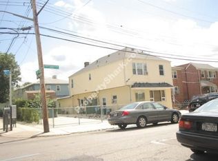 11720 5th Ave, College Point, NY 11356