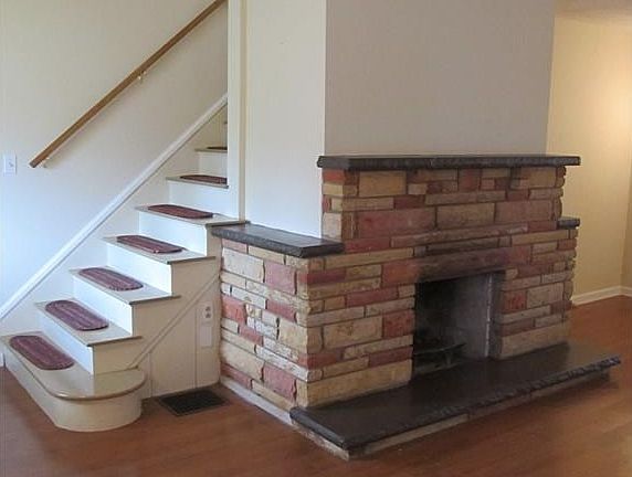 4th image of 2307 36th St
