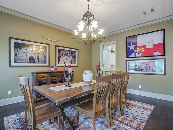 2nd image of 15119 Coral Oak Ct