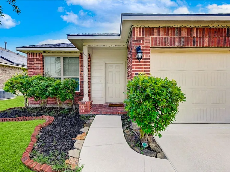 5206 Rosehill Ridge Ct — Photo 2