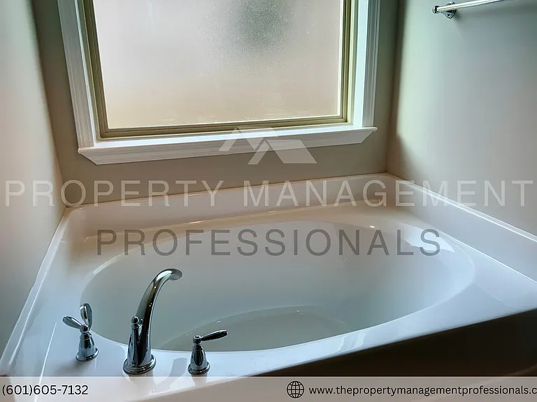 215 Serenity Lake Dr — Photo 21