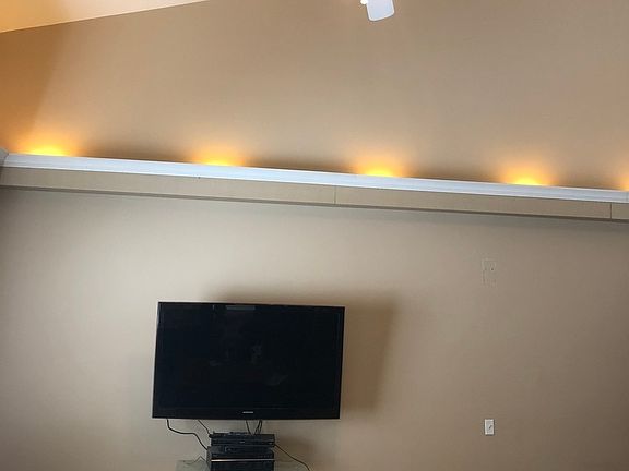 3rd image of 1169 Alexandria Dr