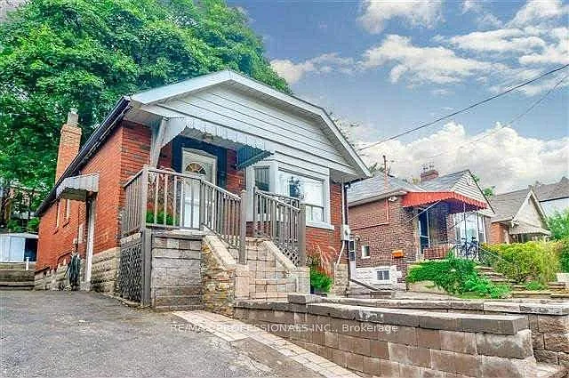 Building Photo - 34 Glenside Ave #LOWER