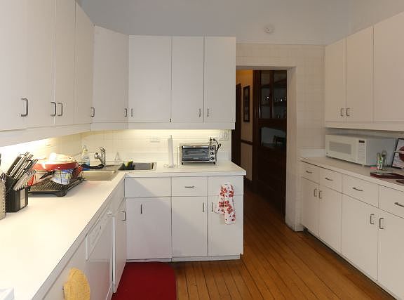 3rd image of 2661 N Burling St APT 1