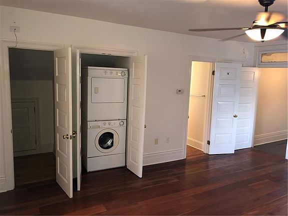 2nd image of 1401 Napoleon Ave #301