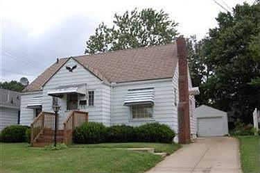 1st image of 759 N Way St