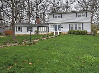 226 Bay Shore Dr, Decatur, IL 62521